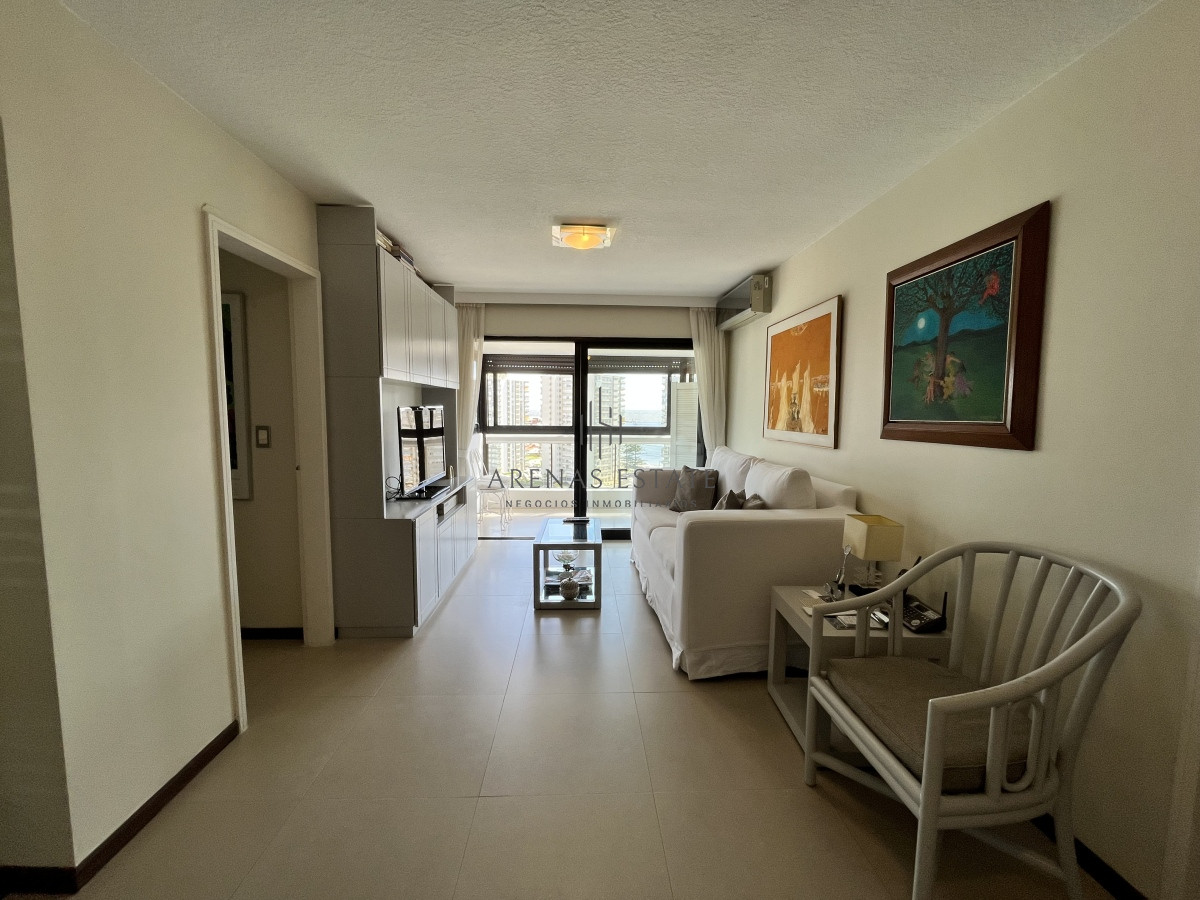 Apartamento ID.2277 - Apartamento de 3 dormitorios en venta en Punta del Este