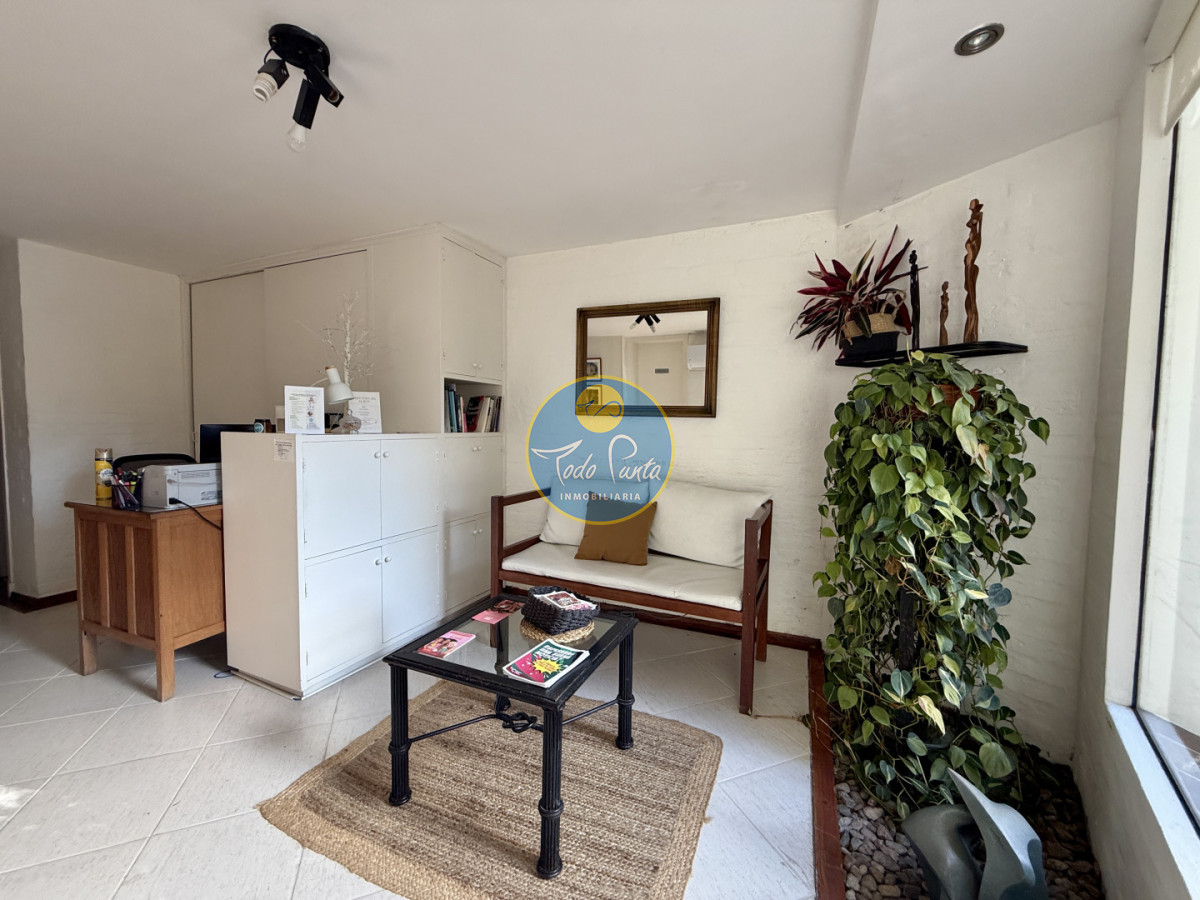 Miniatura de Casa de 3 dormitorios en Country, Punta del Este | Todo Punta