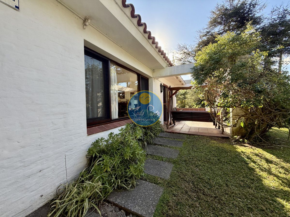 Miniatura de Casa de 3 dormitorios en Country, Punta del Este | Todo Punta