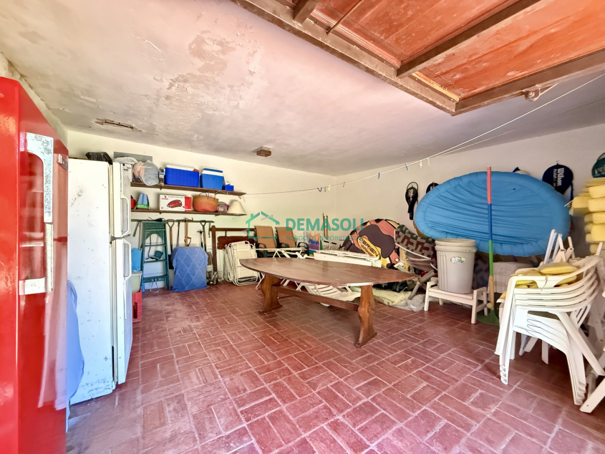 Casa ID.1407 - Imponente chalet en venta sobre Av. del Mar  Exclusividad, confort y naturaleza