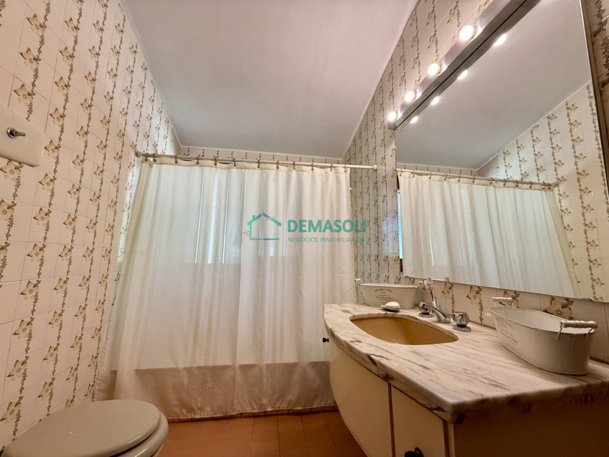 Casa ID.1407 - Imponente chalet en venta sobre Av. del Mar  Exclusividad, confort y naturaleza