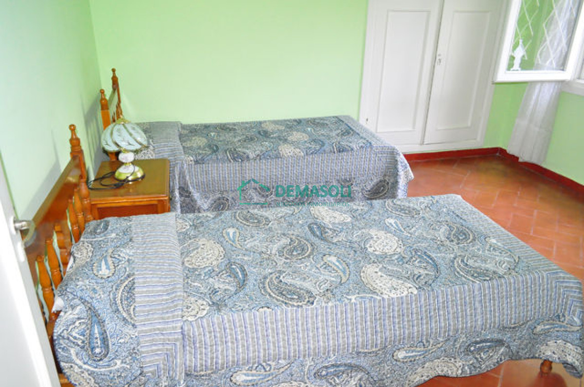 Casa ID.1425 - Casa ubicada en Cantegril con lindo terreno