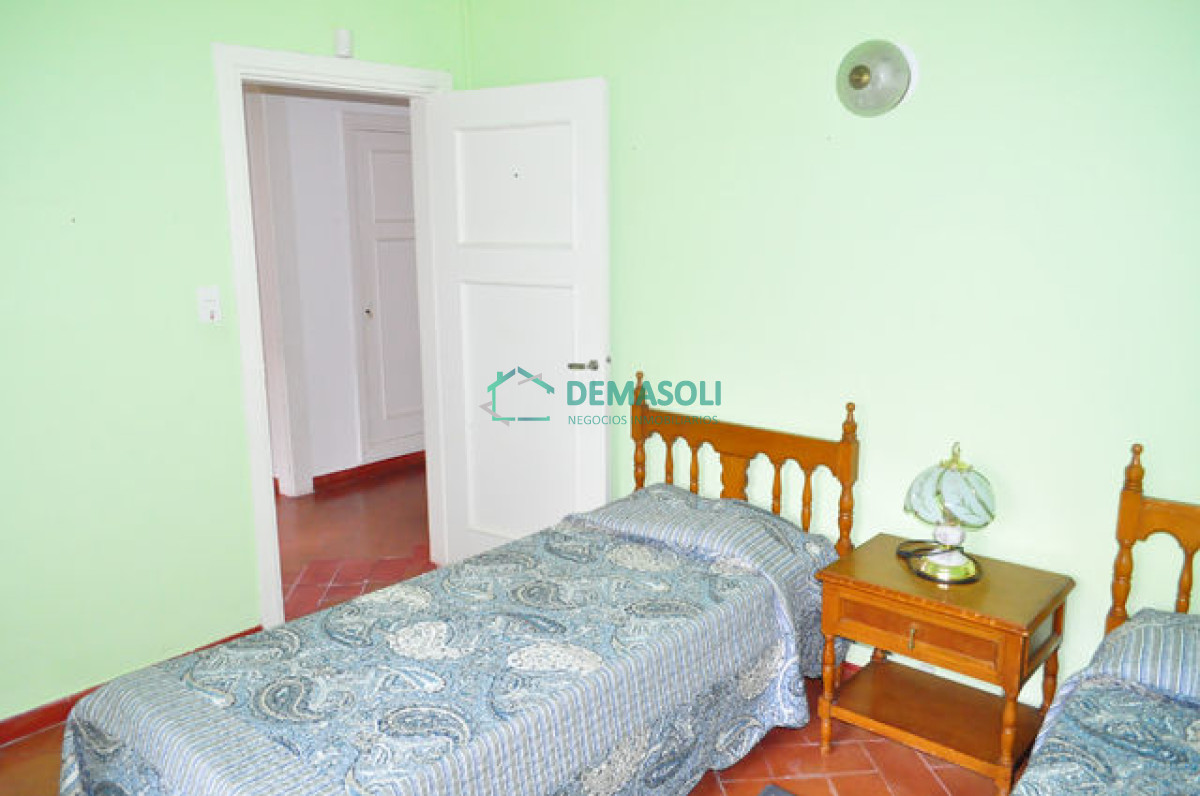 Casa ID.1425 - Casa ubicada en Cantegril con lindo terreno