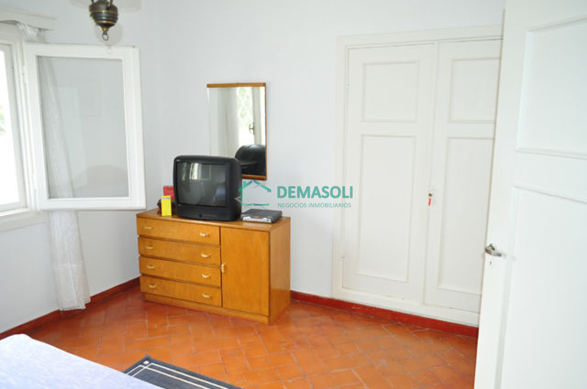 Casa ID.1425 - Casa ubicada en Cantegril con lindo terreno