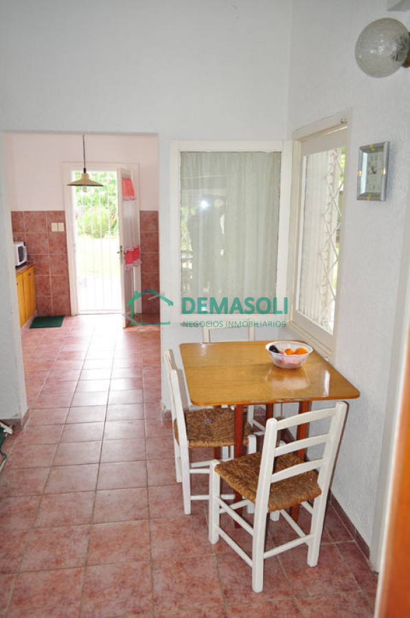 Casa ID.1425 - Casa ubicada en Cantegril con lindo terreno