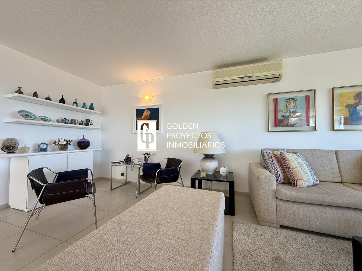 Apartamento ID.619 - DIVINO IMPECABLE CON SERVICIOS