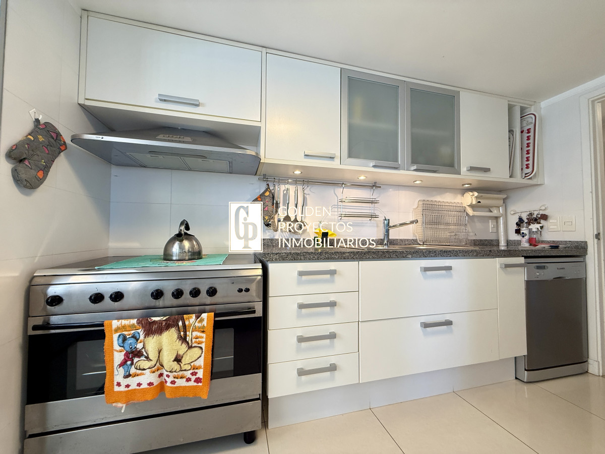 Apartamento ID.619 - DIVINO IMPECABLE CON SERVICIOS