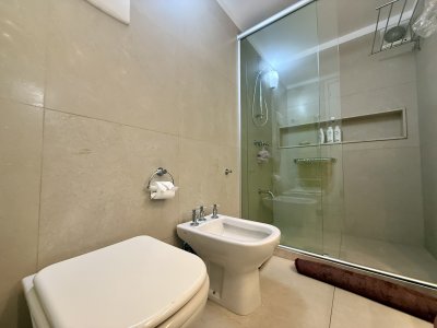 Apartamento ID.619 - DIVINO IMPECABLE CON SERVICIOS