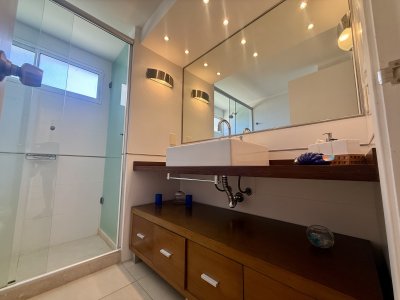 Apartamento ID.619 - DIVINO IMPECABLE CON SERVICIOS