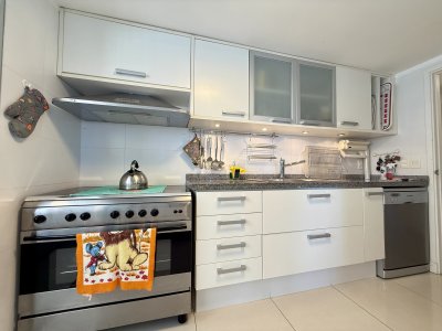 Apartamento ID.619 - DIVINO IMPECABLE CON SERVICIOS