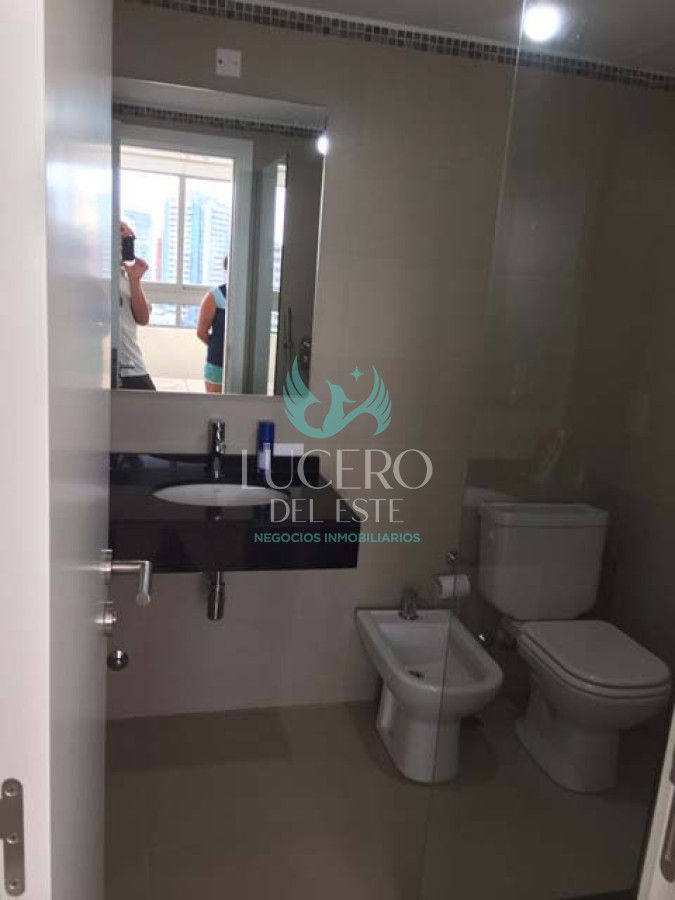 Apartamento ID.588 - Vendo Departamento 2 Dorm 2 baños
