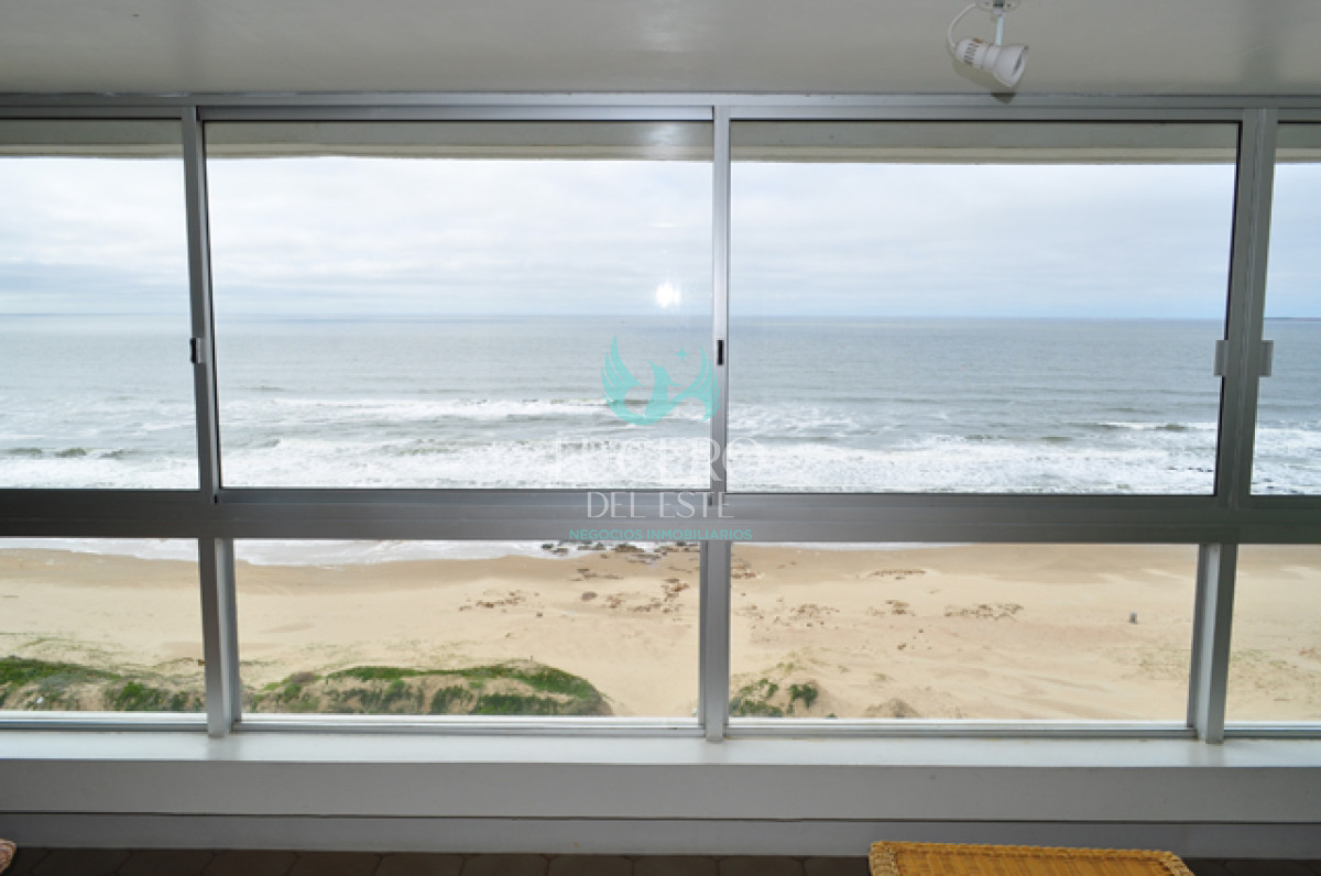 Apartamento ID.586 - Vendo Apartamento 3 dormitorios  2 baños