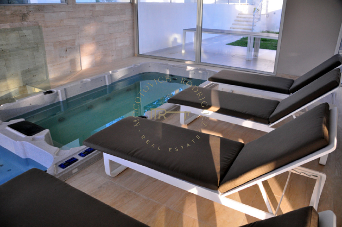 Apartamento ID.3670 - 2 dormitorios , con piscina, gym ...