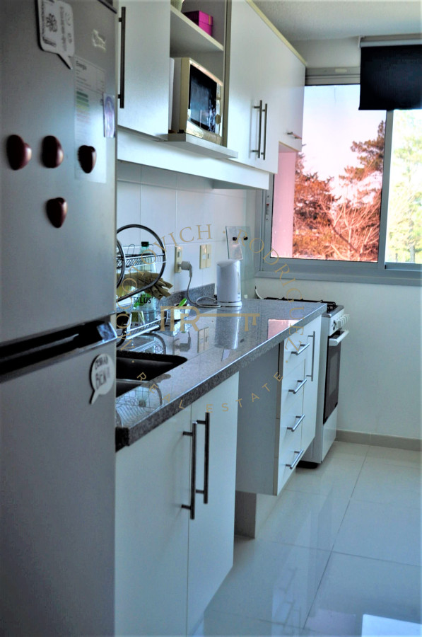 Apartamento ID.3670 - 2 dormitorios , con piscina, gym ...