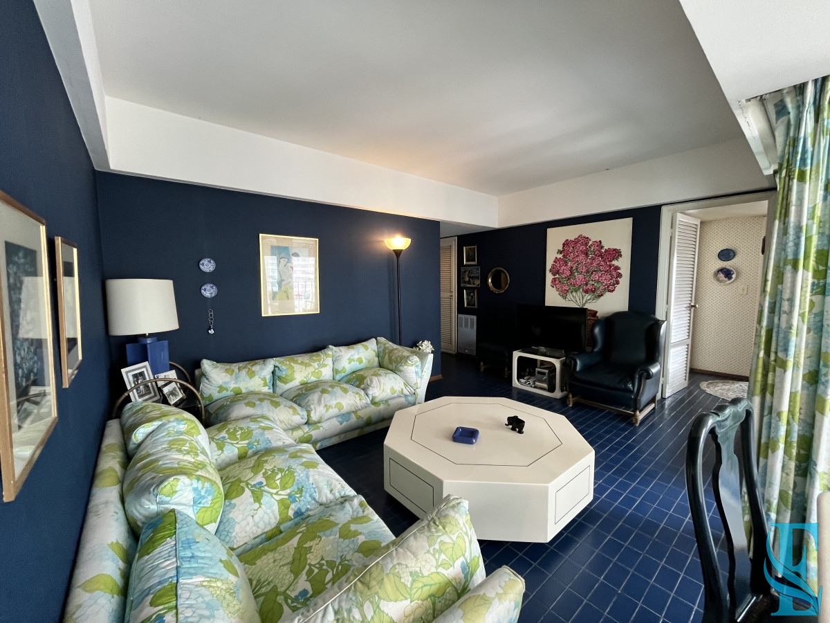 Apartamento ID.326 - Edificio en la entrada de la peninsula