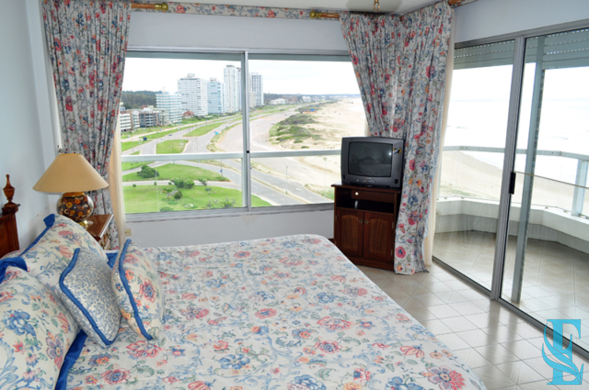 Apartamento ID.328 - Apartamento en Brava, 3 dormitorios  