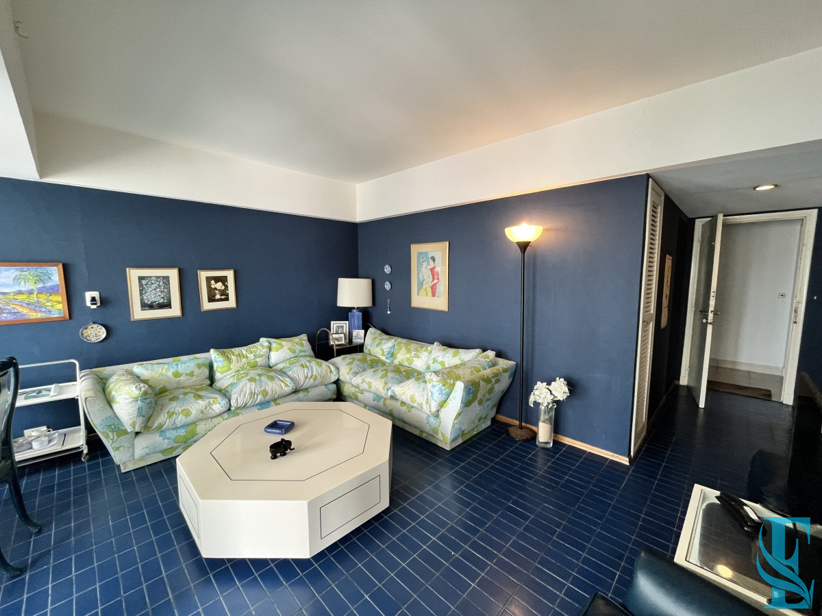 Apartamento ID.326 - Edificio en la entrada de la peninsula