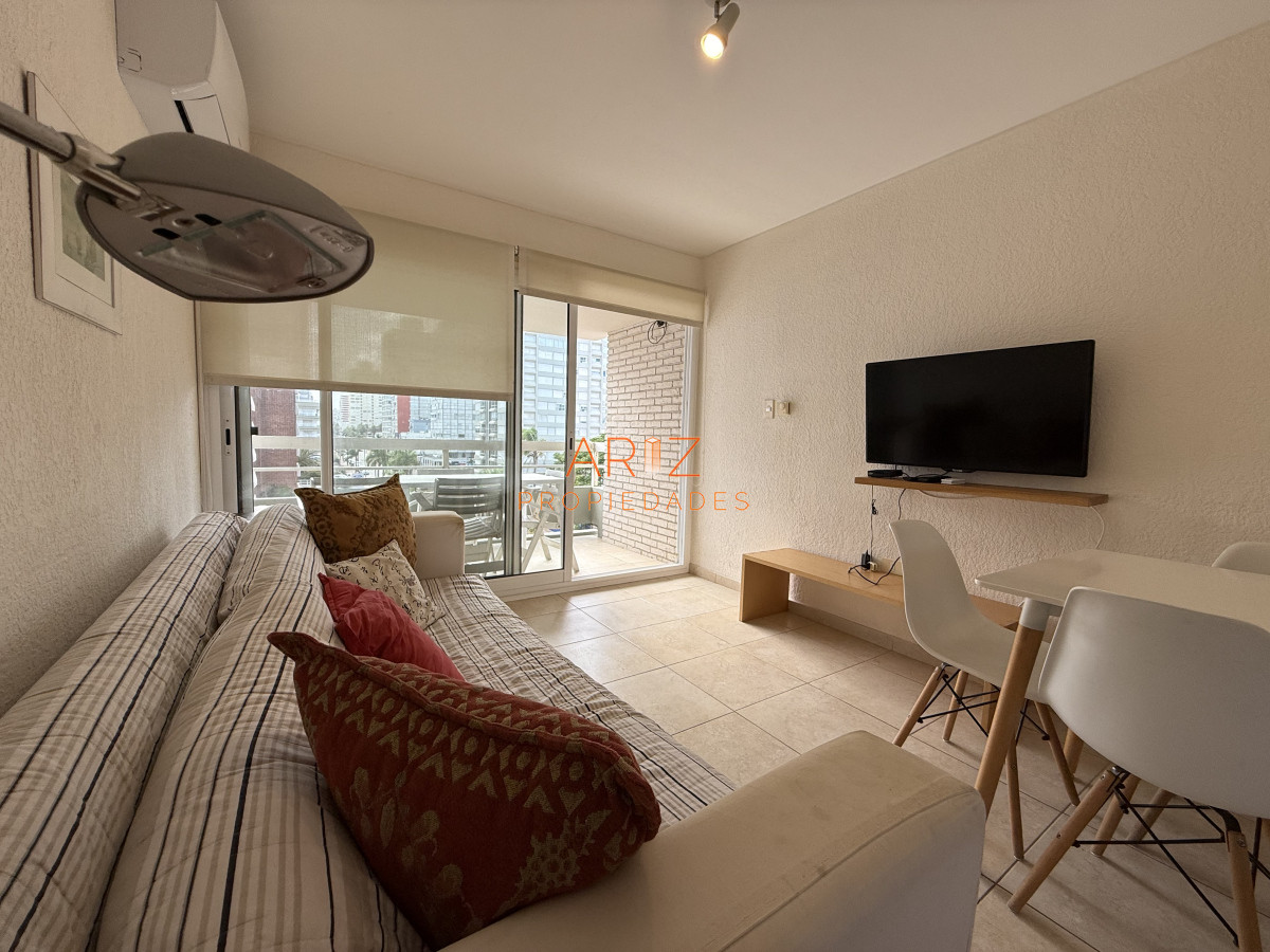 Apartamento ID.2349 - VENTA APARTAMENTO 3 DORMITORIOS ZONA PUERTO PUNTA DEL ESTE PENINSULA 