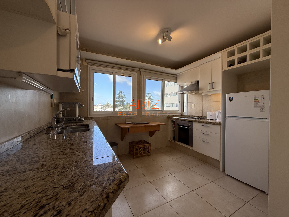 Apartamento ID.2349 - VENTA APARTAMENTO 3 DORMITORIOS ZONA PUERTO PUNTA DEL ESTE PENINSULA 