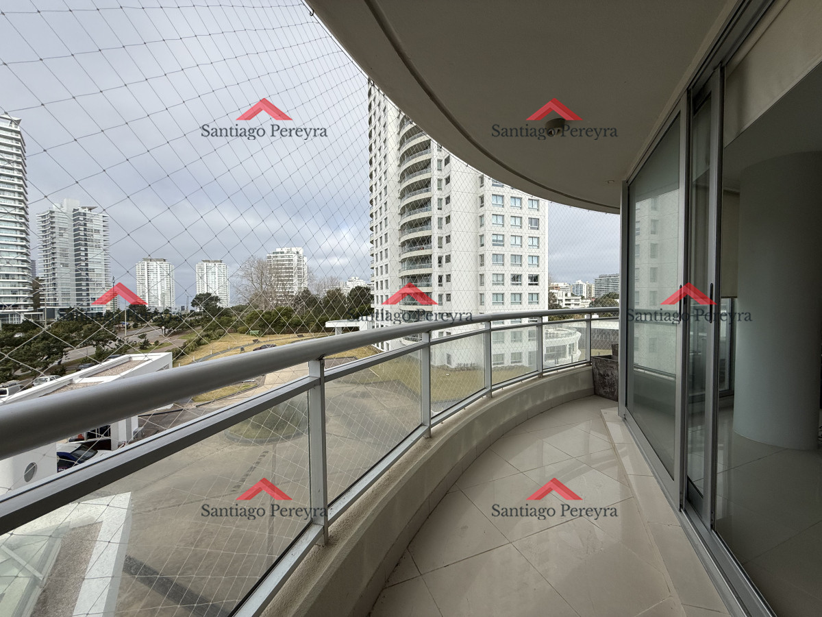 Apartamento ID.5729 - Roosevelt,  a pocas cuadras del mar edificio con todos los servicios