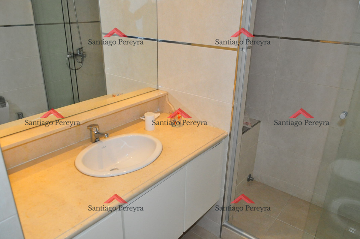 Apartamento ID.16556 - PENINSULA EXCELENTE VISTA!! 1 DORMITORIO Y MEDIO