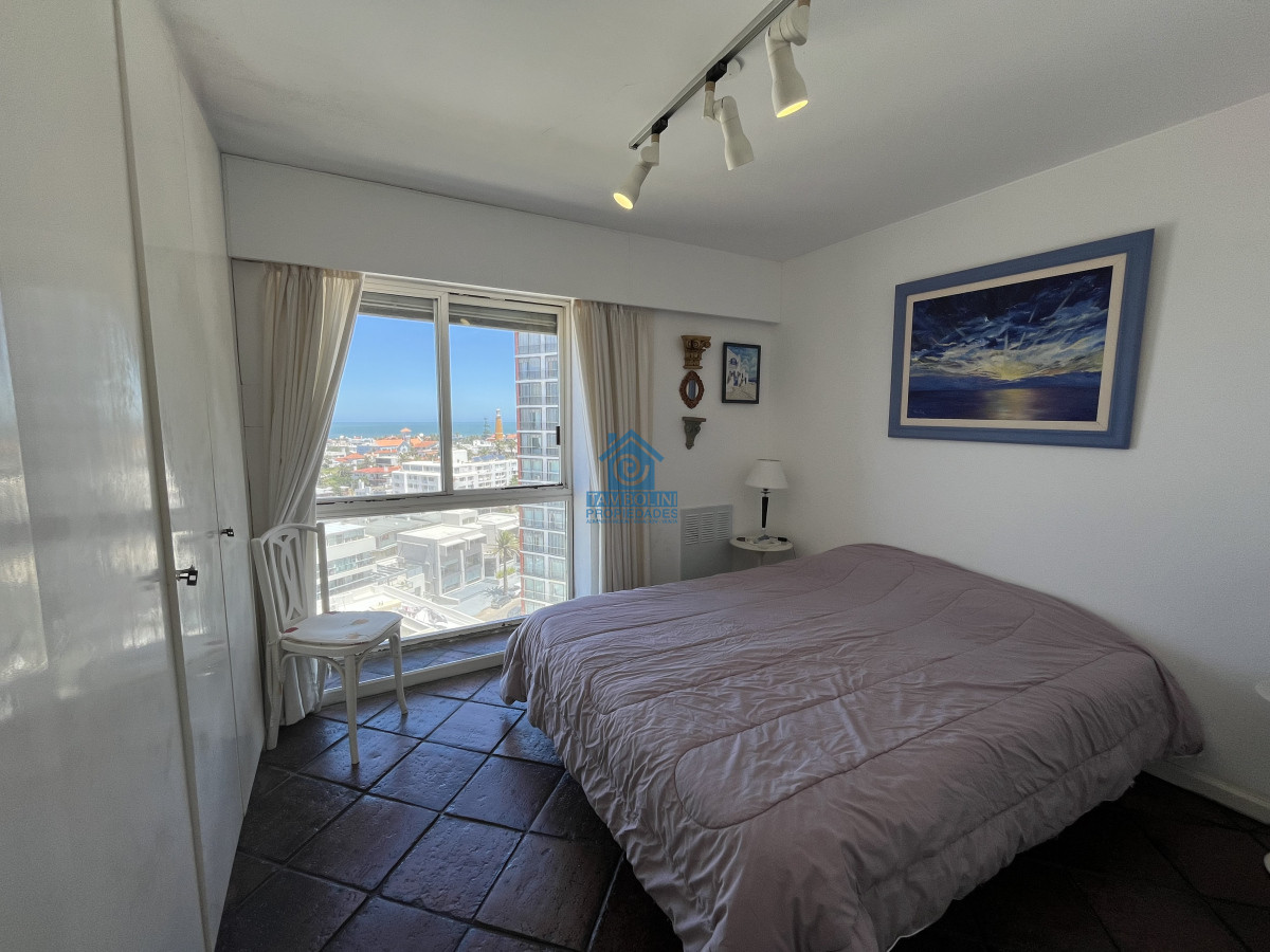 Apartamento ID.333 - VENTA PUNTA DEL ESTE ESPECTACULAR PLANTA EN LA PENINSULA