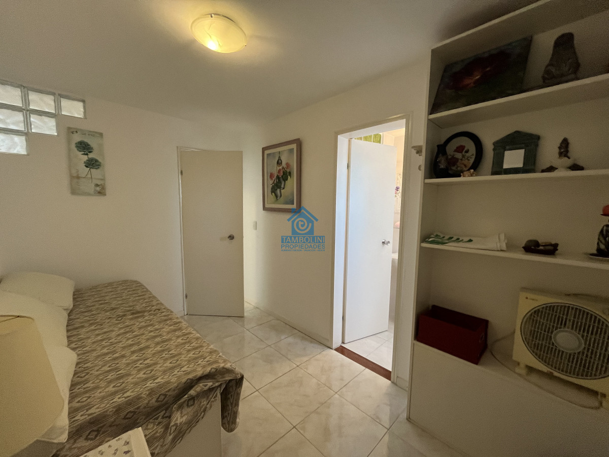 Apartamento ID.333 - VENTA PUNTA DEL ESTE ESPECTACULAR PLANTA EN LA PENINSULA