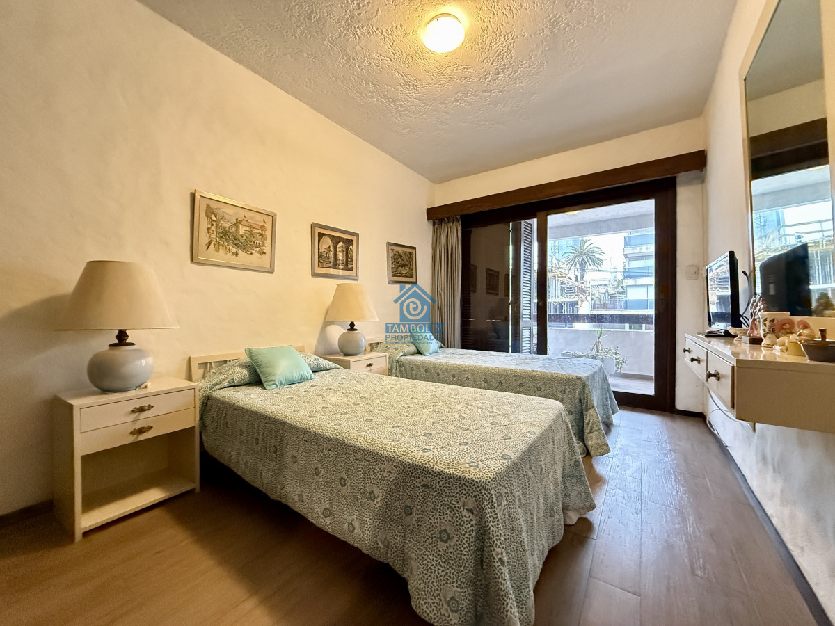 Apartamento ID.925 - Venta y Alquiler Departamento vista total al mar