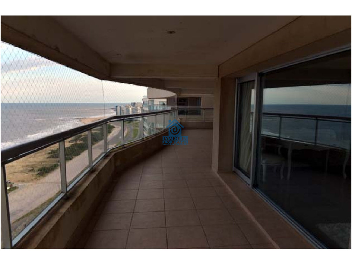Apartamento ID.542 - Oportunidad de Departamento Venta Torre Lobos 