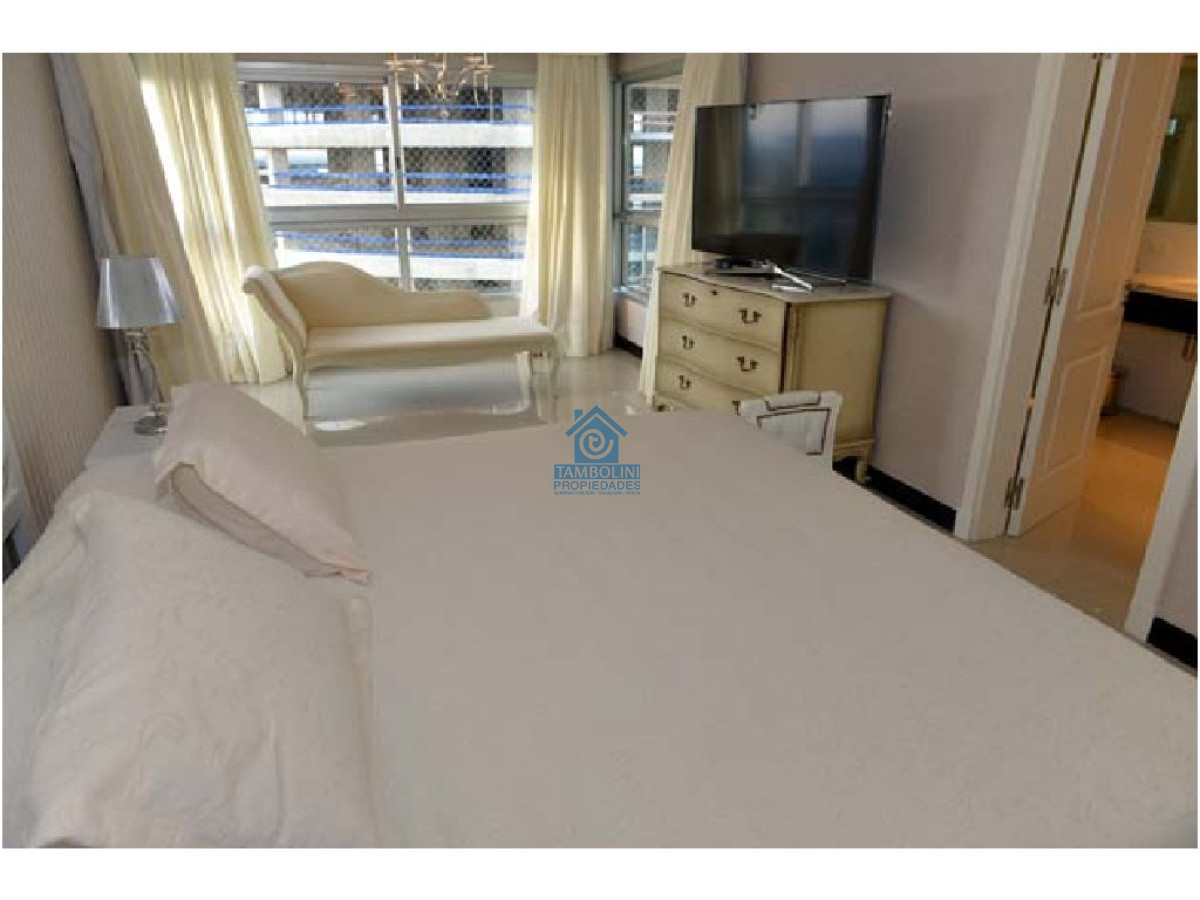 Apartamento ID.542 - Oportunidad de Departamento Venta Torre Lobos 