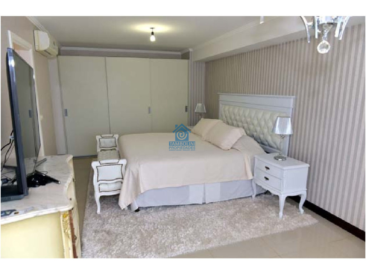 Apartamento ID.542 - Oportunidad de Departamento Venta Torre Lobos 