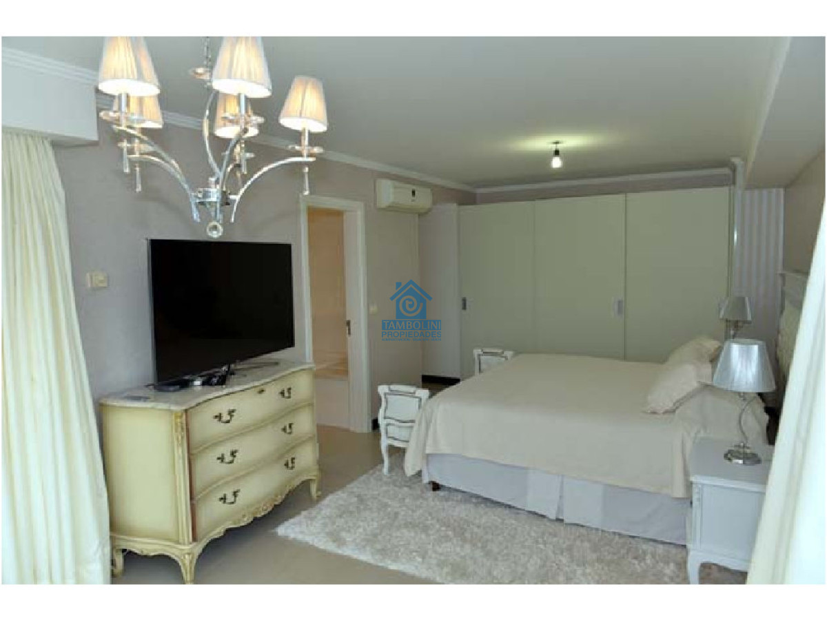 Apartamento ID.542 - Oportunidad de Departamento Venta Torre Lobos 