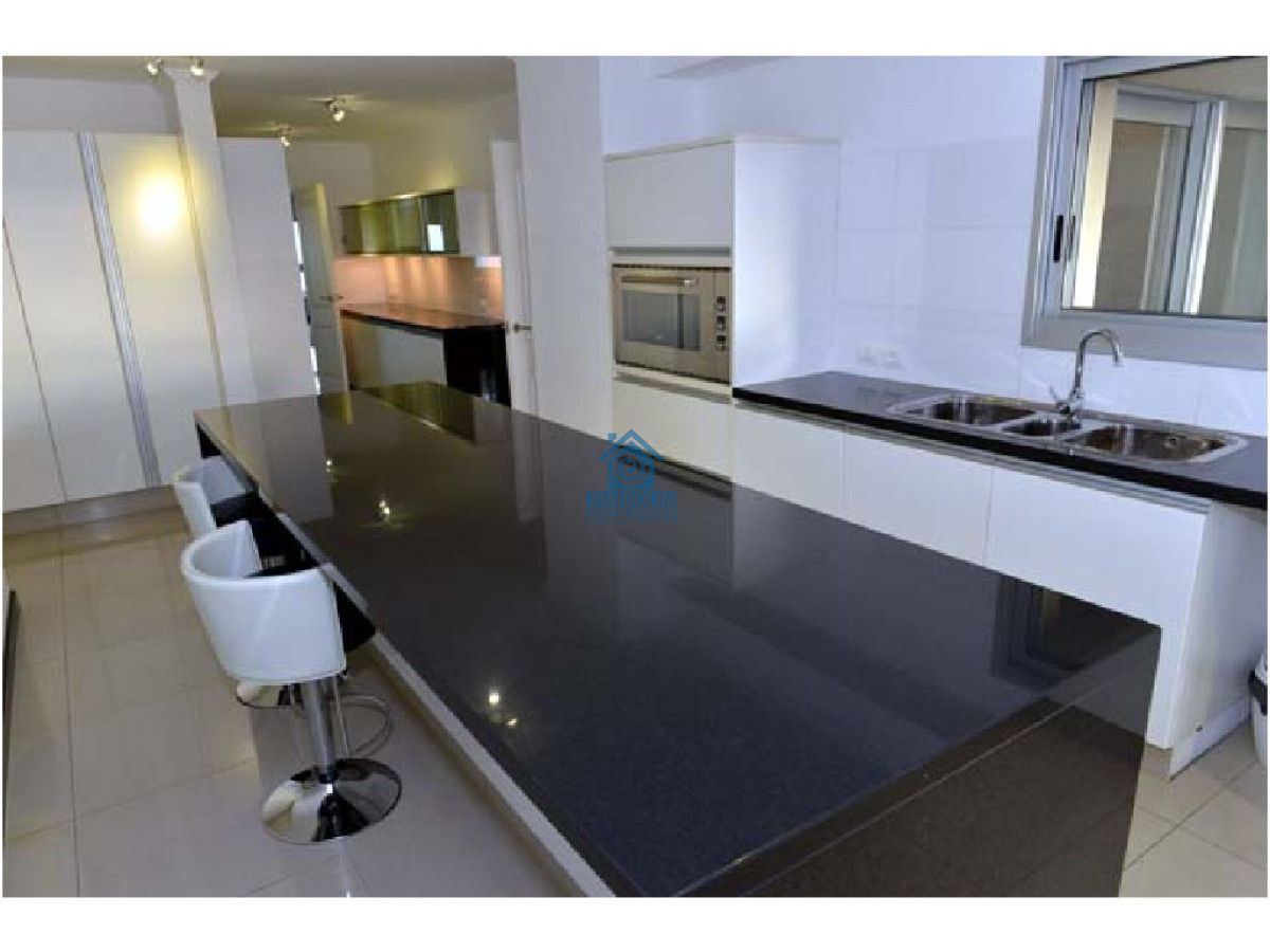 Apartamento ID.542 - Oportunidad de Departamento Venta Torre Lobos 