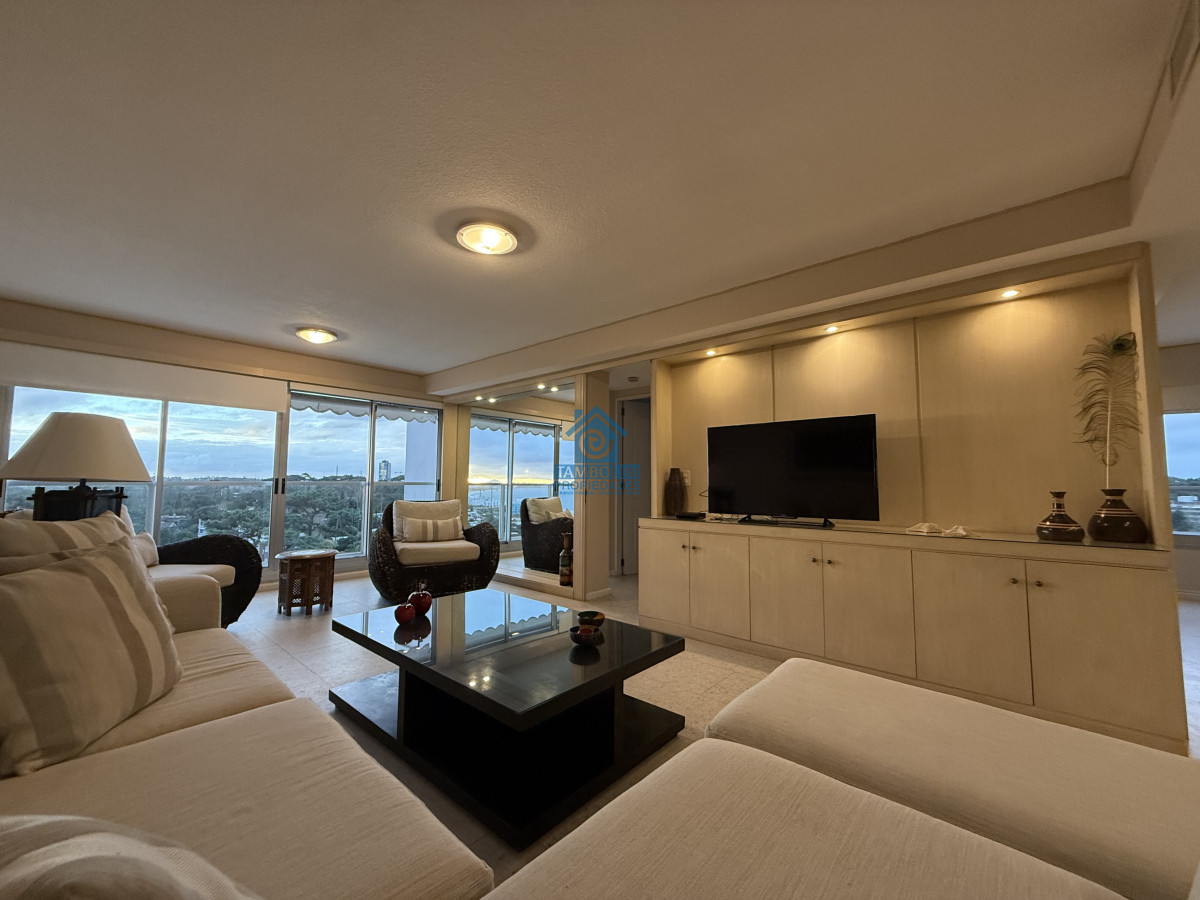 Apartamento ID.313 - FRENTE AL MAR LINDISIMO EDIFICIO CON TODOS LOS SERVICIOS