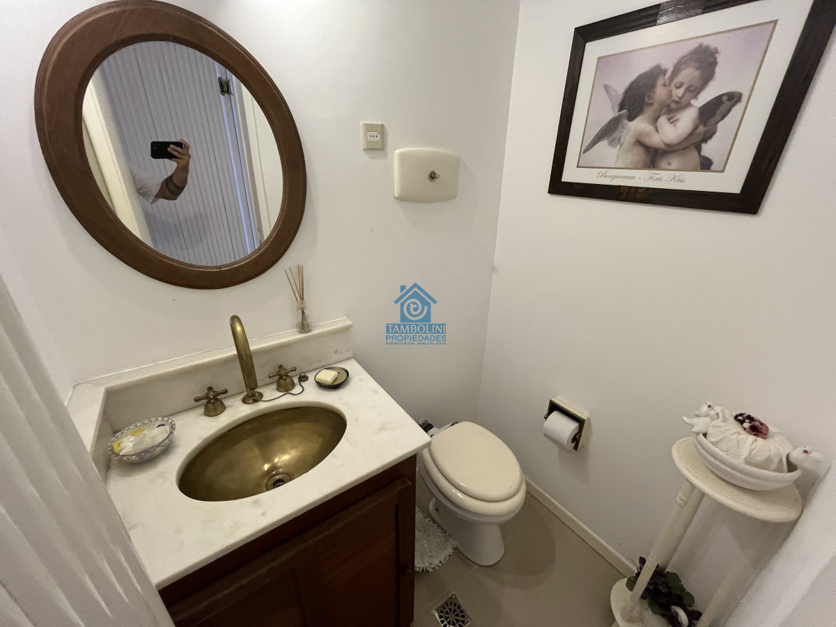 Apartamento ID.333 - VENTA PUNTA DEL ESTE ESPECTACULAR PLANTA EN LA PENINSULA