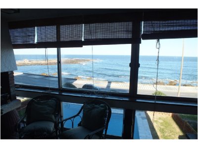 Venta y Alquiler Departamento vista total al mar