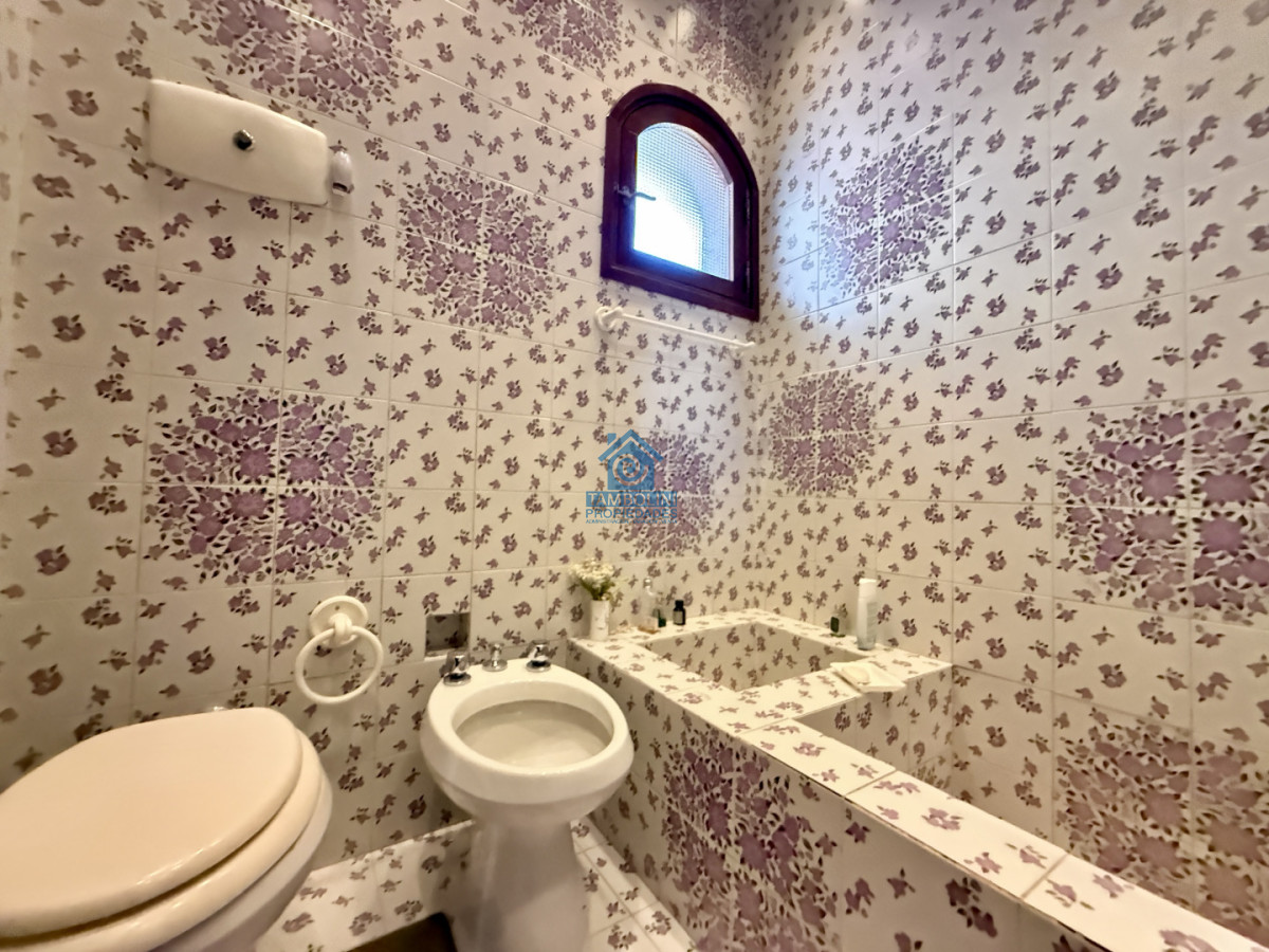 Casa ID.1063 - Imponente chalet en venta sobre Av. del Mar  Exclusividad, confort y naturaleza