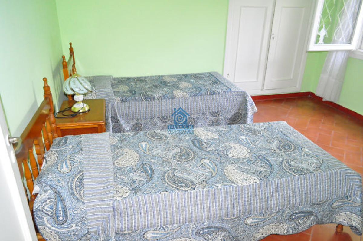 Casa ID.1034 - Casa ubicada en Cantegril con lindo terreno