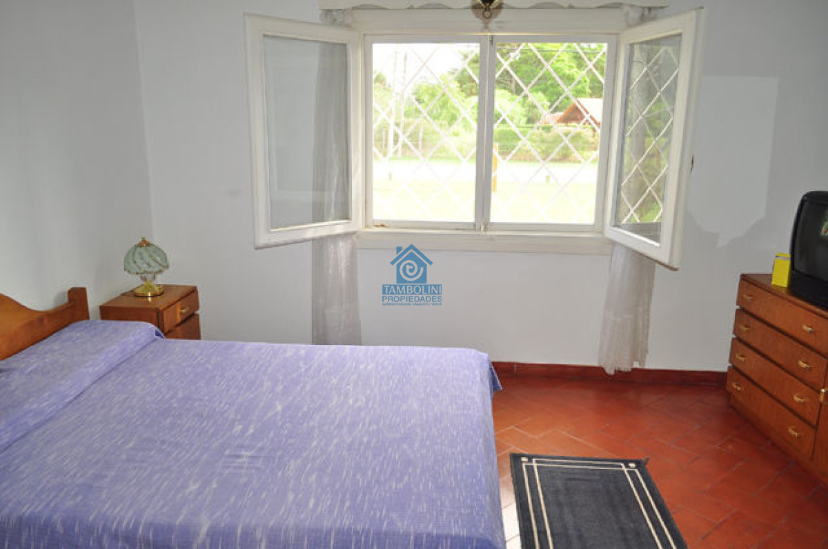 Casa ID.1034 - Casa ubicada en Cantegril con lindo terreno