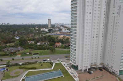   Departamento en Punta del Este, Torre Jefferson