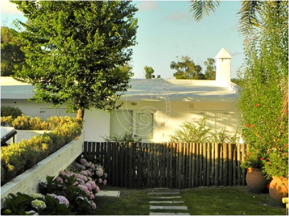 Casa ID.21092882 - Casa en La Barra, 4 dormitorios 