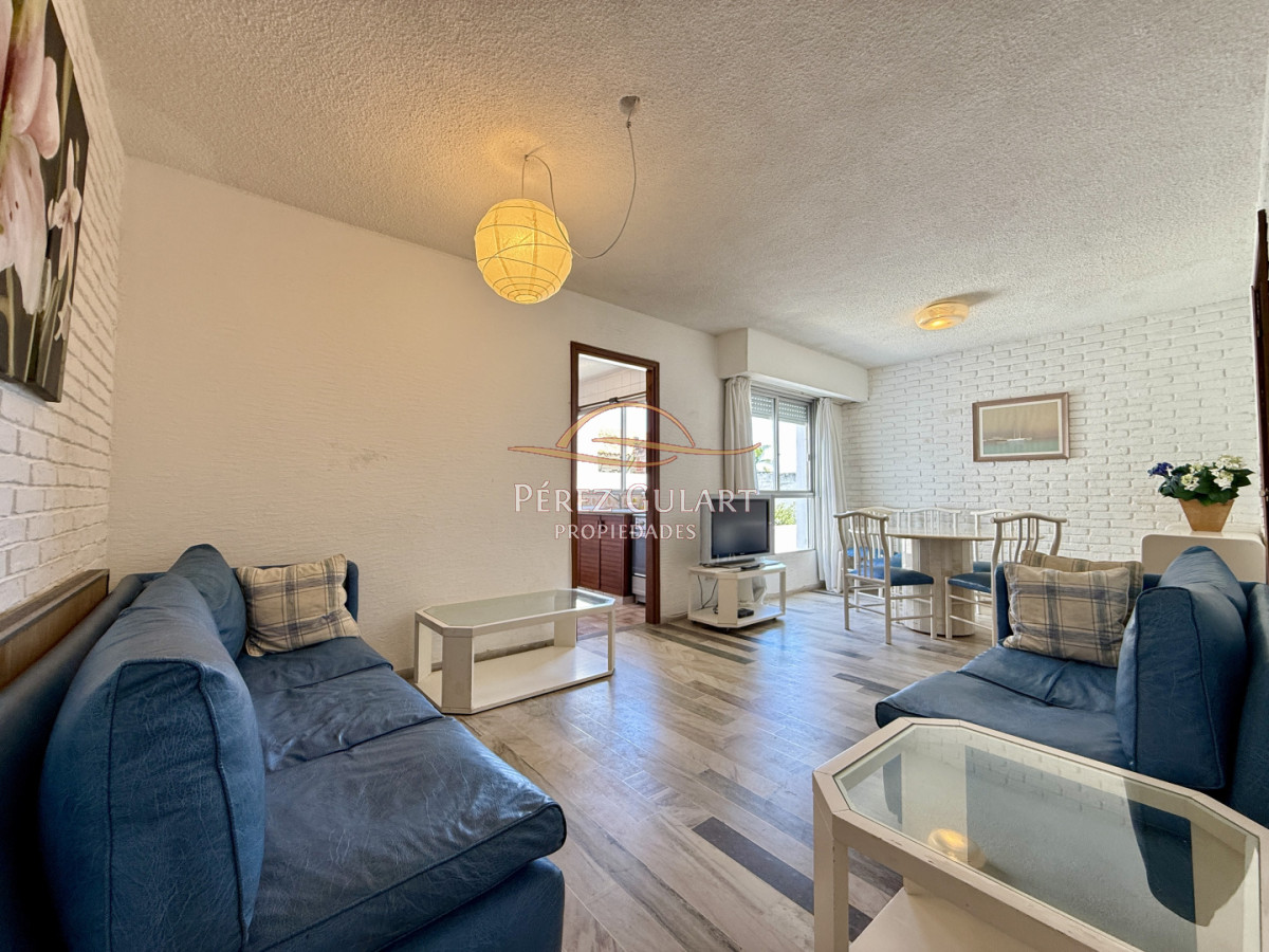 Apartamento ID.554 - Apartamento en venta en Punta del Este  Edificio ALEPH  Calle 20