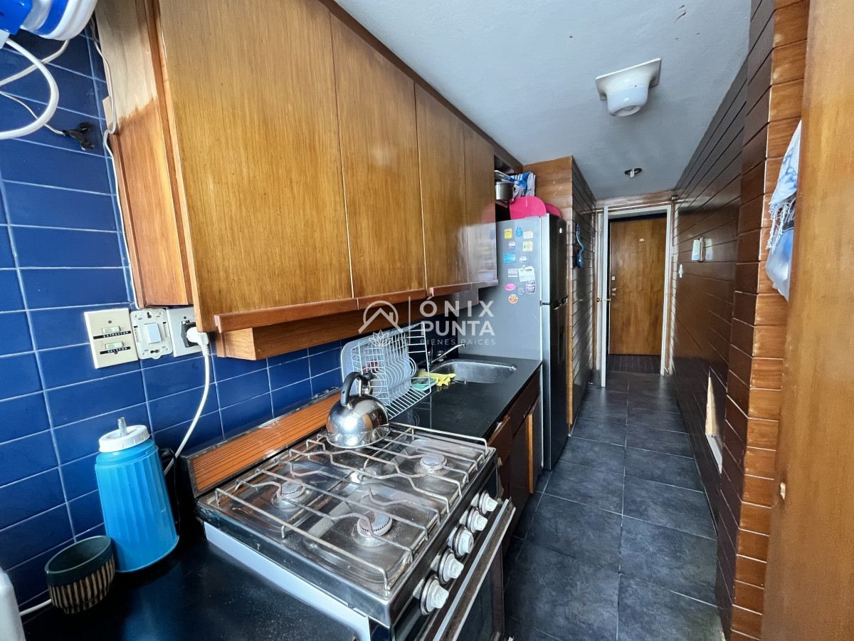 Apartamento ID.253 - Edificio en la entrada de la peninsula