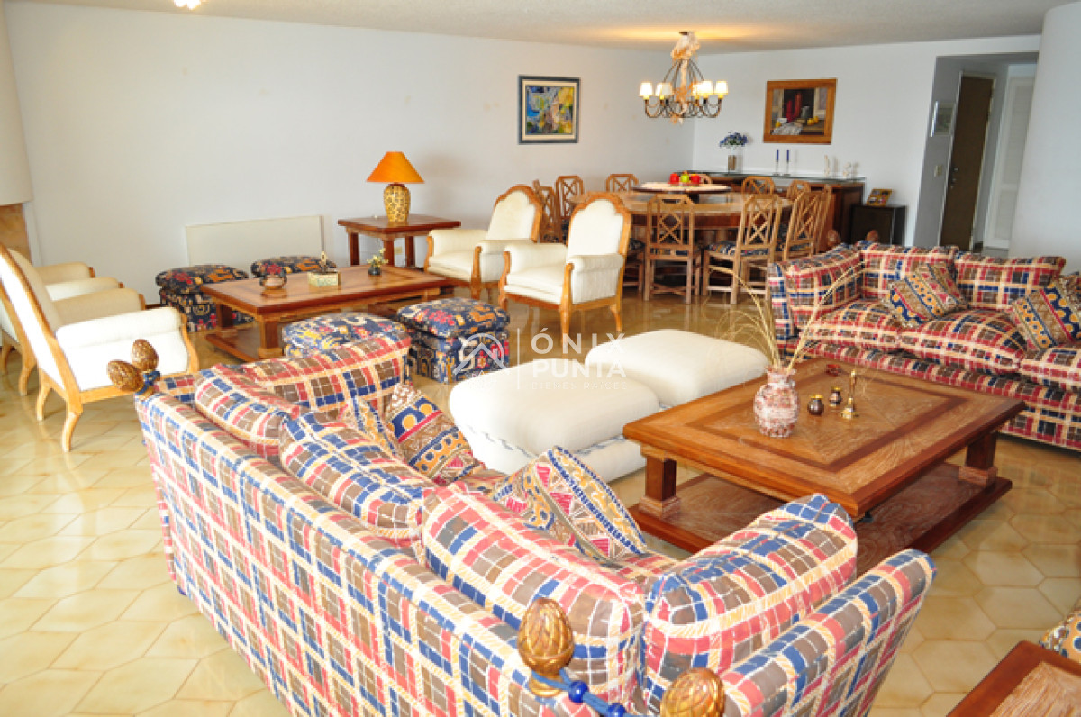 Apartamento ID.254 - Apartamento en Brava, 3 dormitorios  