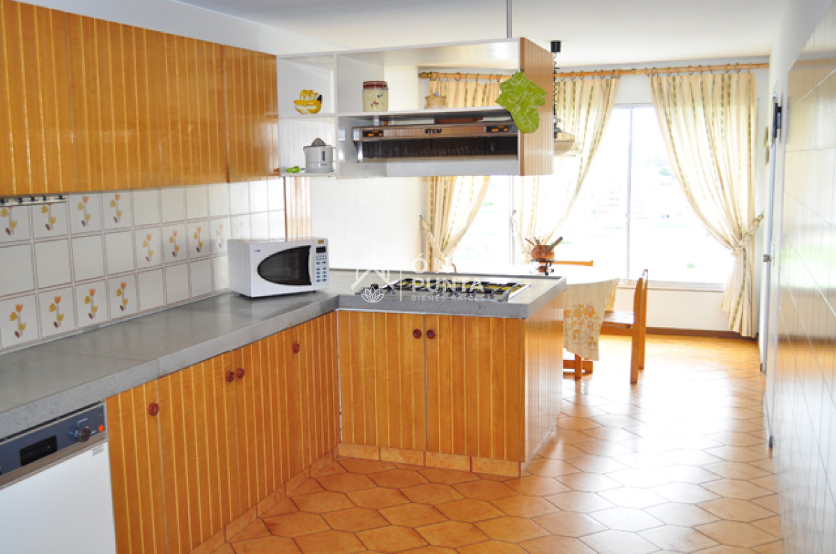 Apartamento ID.254 - Apartamento en Brava, 3 dormitorios  