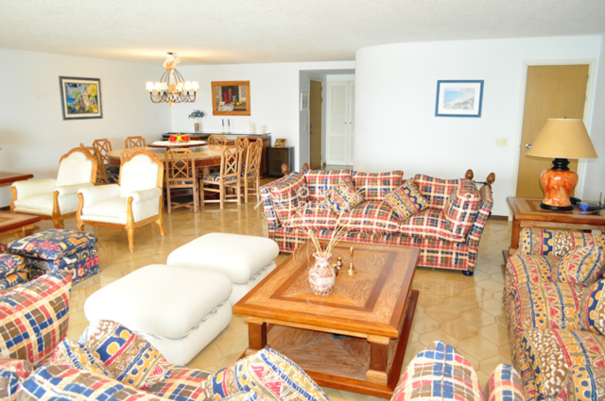 Apartamento ID.254 - Apartamento en Brava, 3 dormitorios  