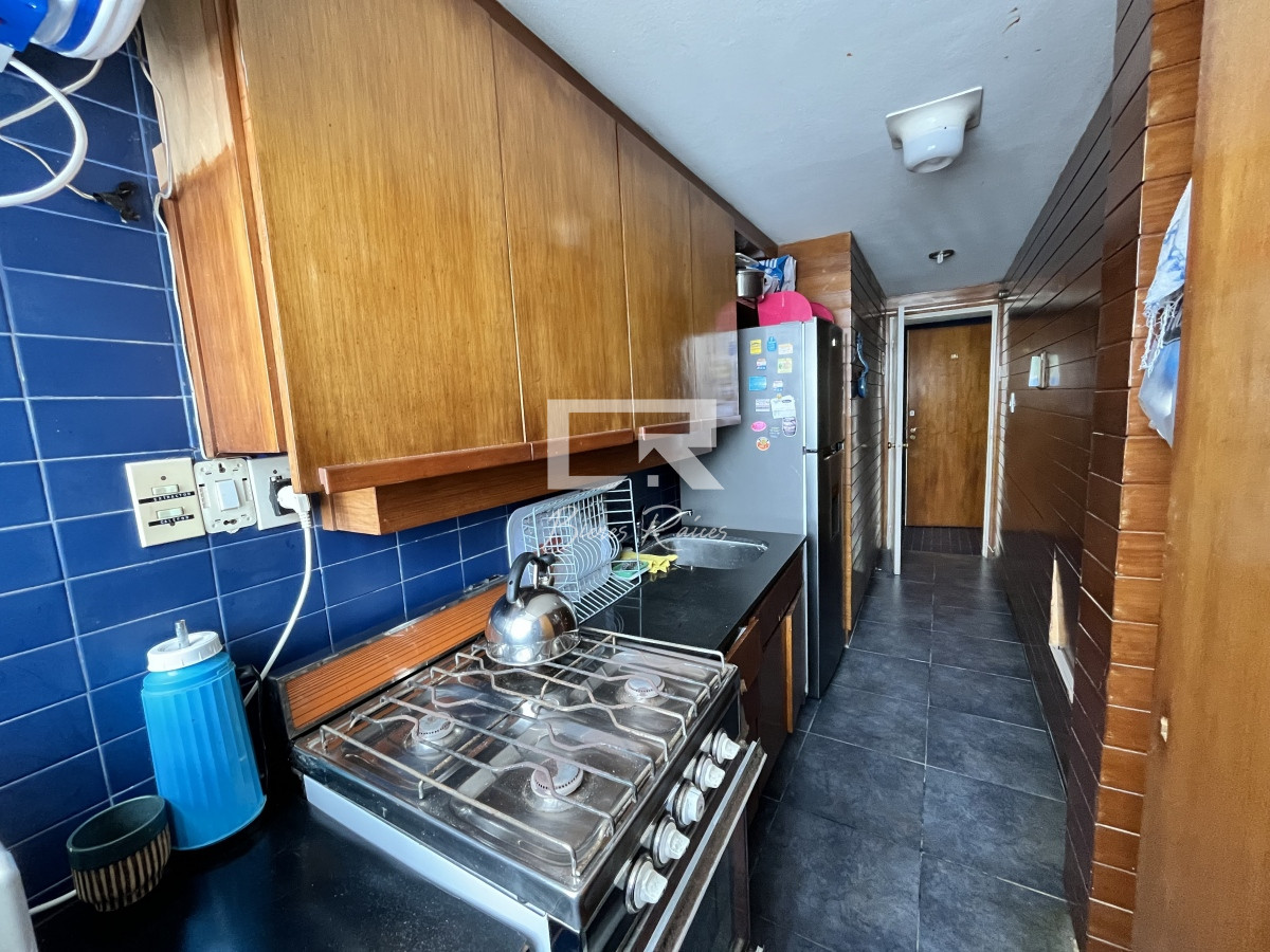 Apartamento ID.563 - Edificio en la entrada de la peninsula