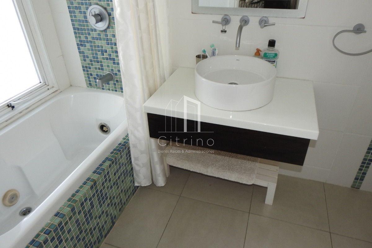 Apartamento ID.2432 - TORRE  DE ALTA GAMA CON TODOS LOS SERVICIOS