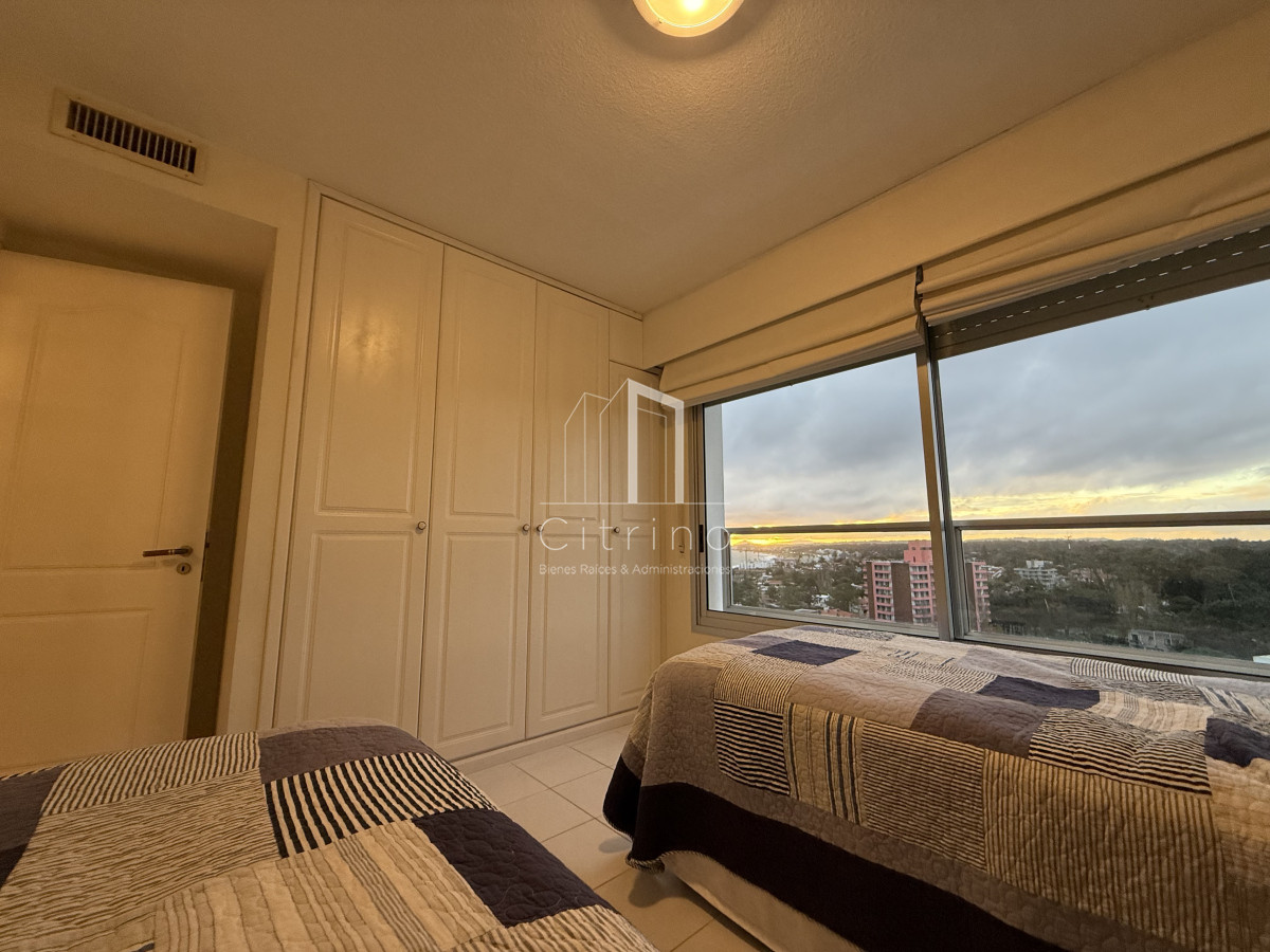 Apartamento ID.2044 - Alquiler Temporal  Lincoln Center Punta del Este