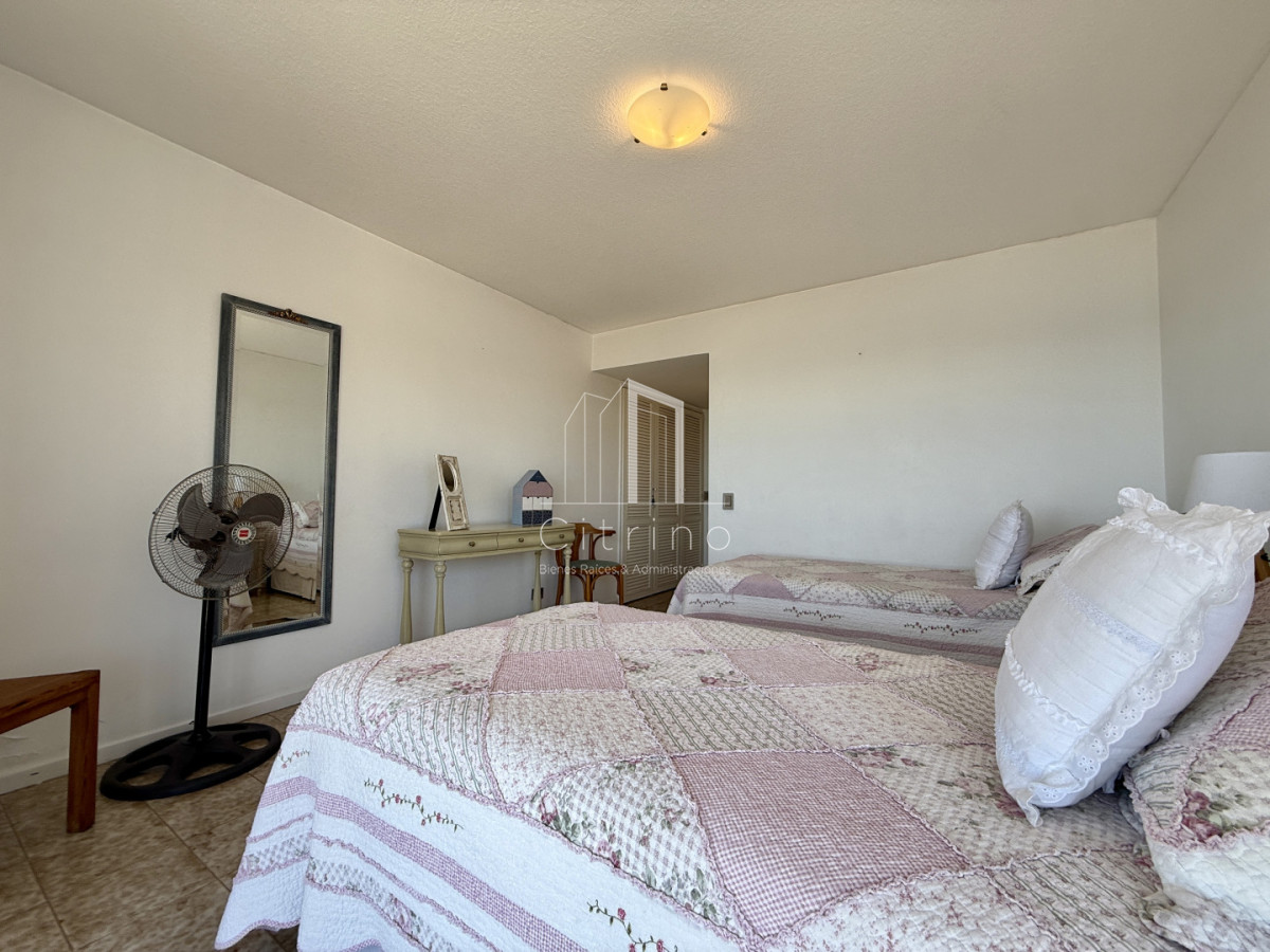 Apartamento ID.2323 - Alquiler temporal  Torre El Torreón  Punta del Este